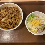 すき家 - 料理写真: