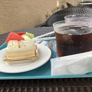 カフェ・ド・ジヴェルニー_0