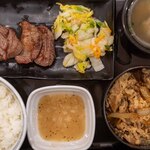 吉野家 - 料理写真:2026.7 牛たん・牛皿御膳(4切れ 1,207円)