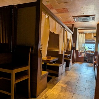 八兆屋駅の蔵_2