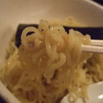 ラーメン考房 海風堂 - ツルツルの麺