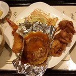 kitchen YELL - お店で人気のNo.1 2 3が揃った定食！エビフライ、鳥から南蛮、ハンバーグ★