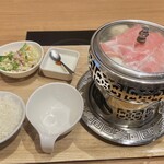 モンゴル薬膳しゃぶしゃぶ小尾羊 - 
