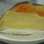 中はカスタードクリームたっぷり！（＾－＾）