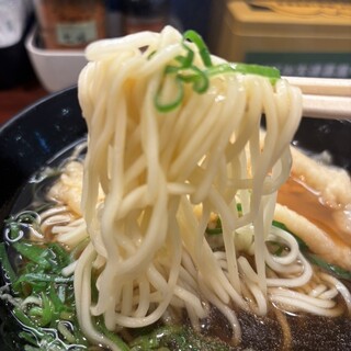 まねきのえきそば_2