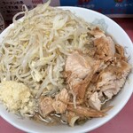 ラーメン二郎 - 野菜は煮すぎ！これがデフォか？