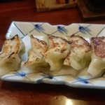 やきとり健歩゛ - 限定餃子トトカルチョ♪１個はハバネロパウダー入り～(笑)