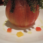 海辺のダイニング KISAMA - 丸ごとトマトのピクルス海ぶどうのせ　ズームアップ