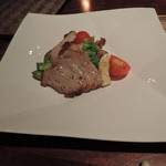 海辺のダイニング KISAMA - ５０日間熟成した紅豚アグーロースの備長炭グリル