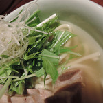 海辺のダイニング KISAMA - ソーキそば　ズームアップ