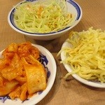Oosaka Fukuchan Ramen - 2015/3キムチバーからキムチ、サラダ、麺サラダ