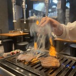 大阪焼肉 うしとみ - 