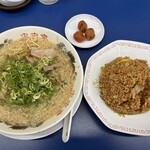 来来亭 - 料理写真:「チャーハン定食(ラーメン+半チャーハン)」@1150