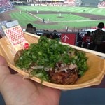 マツダズームズーム スタジアム広島 - 2015.4.17 たこフェスの「たこ焼き」（スナック部門第２位らしい）