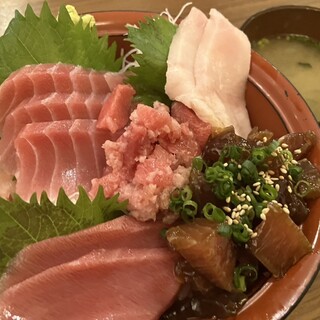 まぐろ一筋みやもと_0
