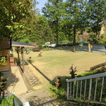 パンデカフェファリーヌ - ここを降りて行きます。