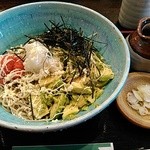 シンフォーニーヒルズ前 そば処 浅野屋 - アボカド明太マヨ　990円