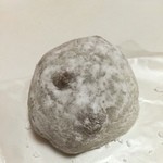 和菓子 ちぐさ - 豆大福、80円(^ω^)