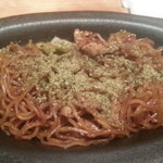 totoyadining 大和屋 - 2013/06/27 20:40訪問　１品目は富士宮焼きそば。