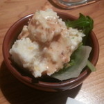 totoyadining 大和屋 - 2013/06/27 20:40訪問　お通しはポテトサラダ