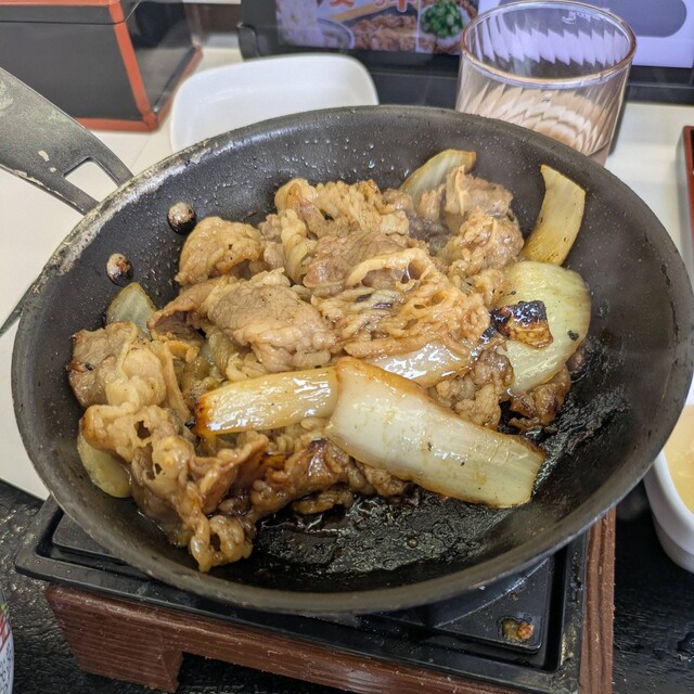 Yoshinoya Ootsu zeze ten - Keihan Zeze/Gyu-don (Beef bowl) | Tabelog