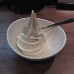 らーめん専門店 拉ノ刻 - ソフトクリーム