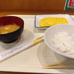 茨木食堂 - 料理写真:ご飯、味噌汁、卵焼き(紅生姜)