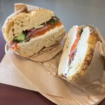 STAR BAGEL - クリームチーズベーグルサンド（1350円）のEVERYTHING （+20円）変更