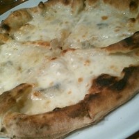 イゾラ スメラルダ - 昼からピザ