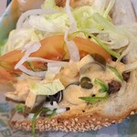 サブウェイ - 料理写真:濃厚チーズタコスセット＠940] 　レギュラーブレッド：セサミをちょい焼き・追加トッピングなし・野菜：レタス、玉ねぎ、ピーマン多め・ 　アクセント野菜はオリーブとホットペッパーを・ソースはチポトレソースで