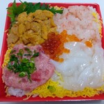 角上魚類 - 料理写真:5色丼¥1580
