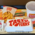 バーガーキング - 料理写真:BURGER KING イオン葛西店 BBQ & チーズホットドッグセット 税込780円 包装形態