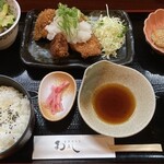 喜楽居酒家 和よし - 鶏カツ定食。ソースとポン酢の2種類から味を選ぶことができ、今回はポン酢をセレクト。
