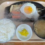 うしや - 熱々鉄板！！