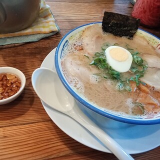 久留米とんこつラーメン 松山分校_1