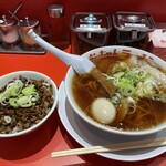 むーちゃんラーメン - 味玉ラーメン　チャーシュー丼