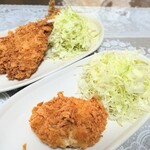 とんかつ和幸 - 料理写真:たっぷりの千切りキャベツでいただきま~す(^○^)