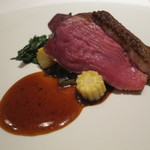 エクアトゥール - 肉料理：ビュルゴー家ルーアン鴨のロティ　赤ワインソース