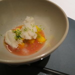 エクアトゥール - デザート1：若いマンゴーとバジル、グァバソースとライチのシャーベット