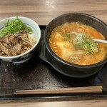 カルビ丼とスン豆腐専門店 韓丼 - 