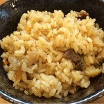 中華そば うえまち - 焼豚入りの炊き込み御飯280円