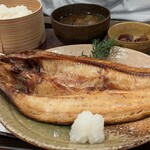ひものとごはん みやのや - 