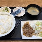 松屋 - 料理写真:特朝牛皿定食¥400 ライス特盛