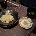 瀬里奈 - 調理前の水沢うどんです。