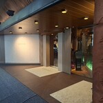 瀬里奈 - 瀬里奈本店の入口です。リフォームされました。