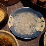瀬里奈 - しゃぶしゃぶのスープで調理済みのくずきりです。