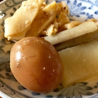 Yakiniku Suigen - 煮卵と煮染（≧∇≦）