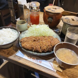 口コミ一覧 : 豚珍館 （とんちんかん） - 新宿/とんかつ [食べログ]