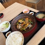 大戸屋ごはん処 - 料理写真: