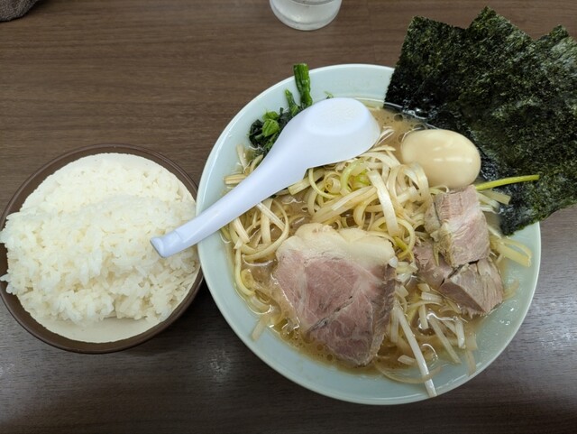 吉田屋 門前仲町店 - 門前仲町/ラーメン | 食べログ